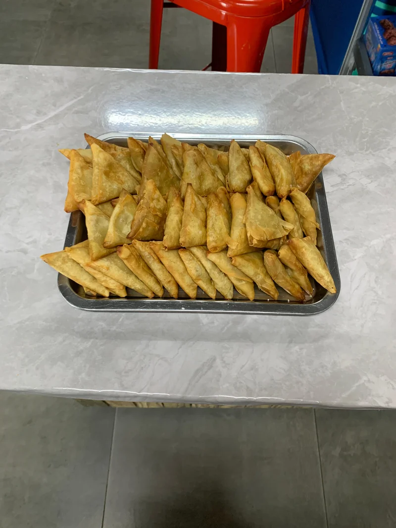 Samoosa - Freshly prepared with care, great taste every time